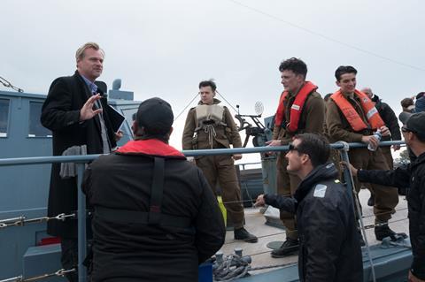 Christopher nolan dunkirk bts bb 08341 msg