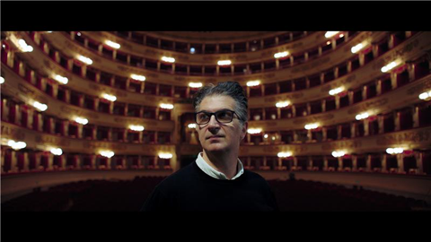 LASCALA_Stage Director Leo Muscato in La Scala Copyright Federation Studios - MDE Films (2)