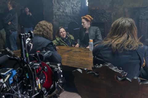 Director Josie Rourke and actor Saoirse Ronan on the set of MARY QUEEN OF SCOTS_4113_D023_00253_RC