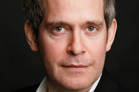 Tom Hollander