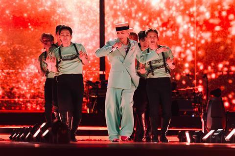 G-Dragon In Cinema [Übermensch]