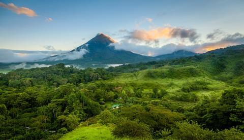 Arenal Volcano, Costa Rica_AdobeStock_261488168