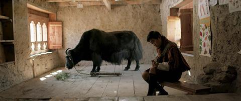 Lunana A Yak in the Classroom_image3