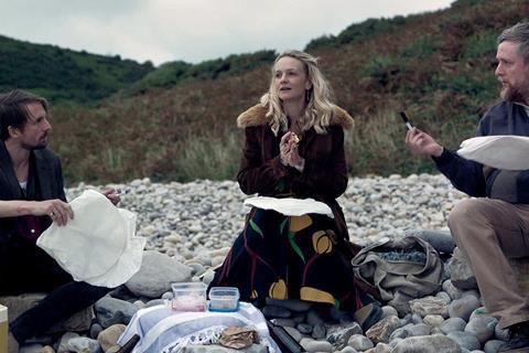 Ballad-of-Wallis-Island-Featured