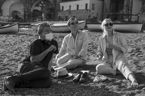 Johnny Flynn and Dakota Fanning with director Steven Zaillian on the set of 'Ripley'