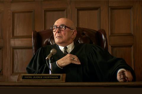 Frank Langella as Julius Hoffman in The Trial of the Chicago 7. Cr. Niko Tavernise-NETFLIX